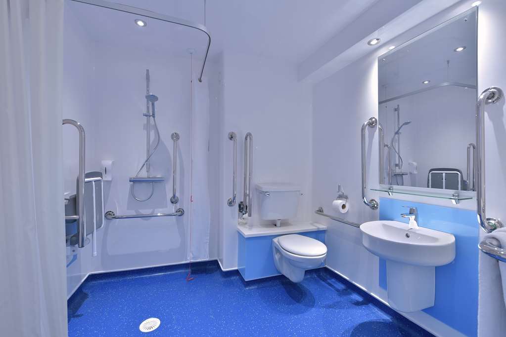 Travelodge Ели Стая снимка
